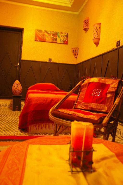 Riad Pegase Tazentout Azougar Стая снимка